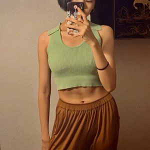 Baby green U-neck tank top size S